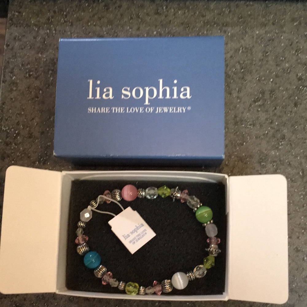 Beaded bracelet